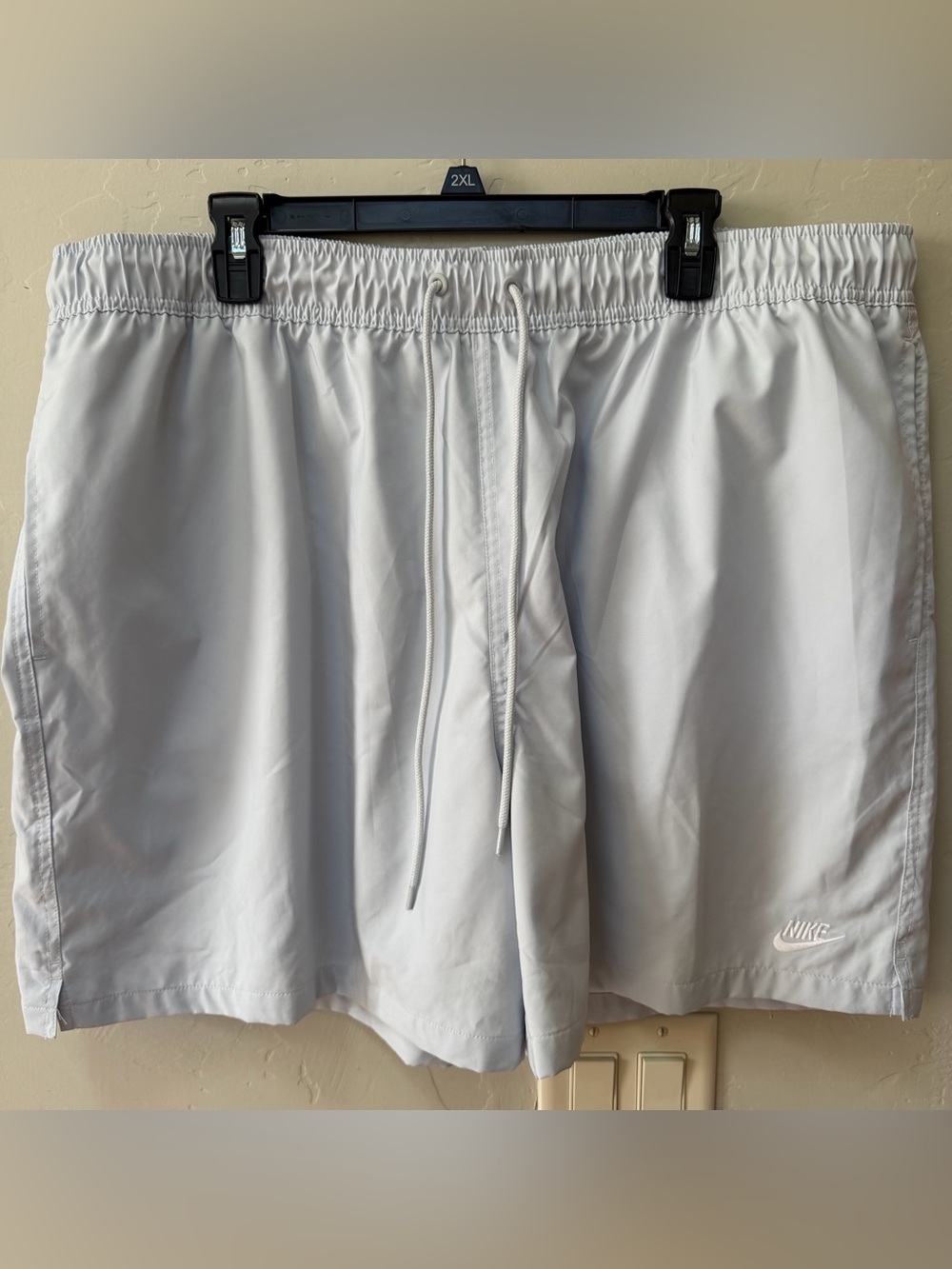Nike Club Flow Men's Light Gray Woven Shorts Mesh Lined Sz XXL NWT FN3307-043